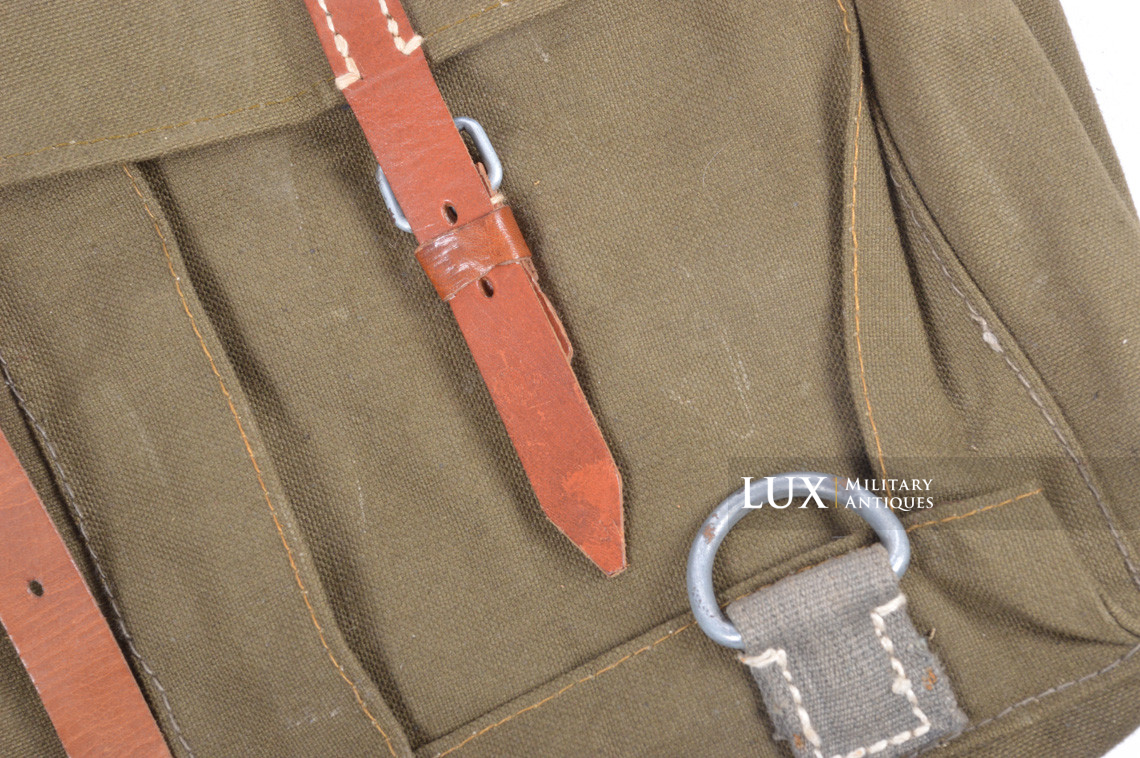 Unissued German late-war combat backpack, « RBNr. 0/0125/0033 » - photo 10