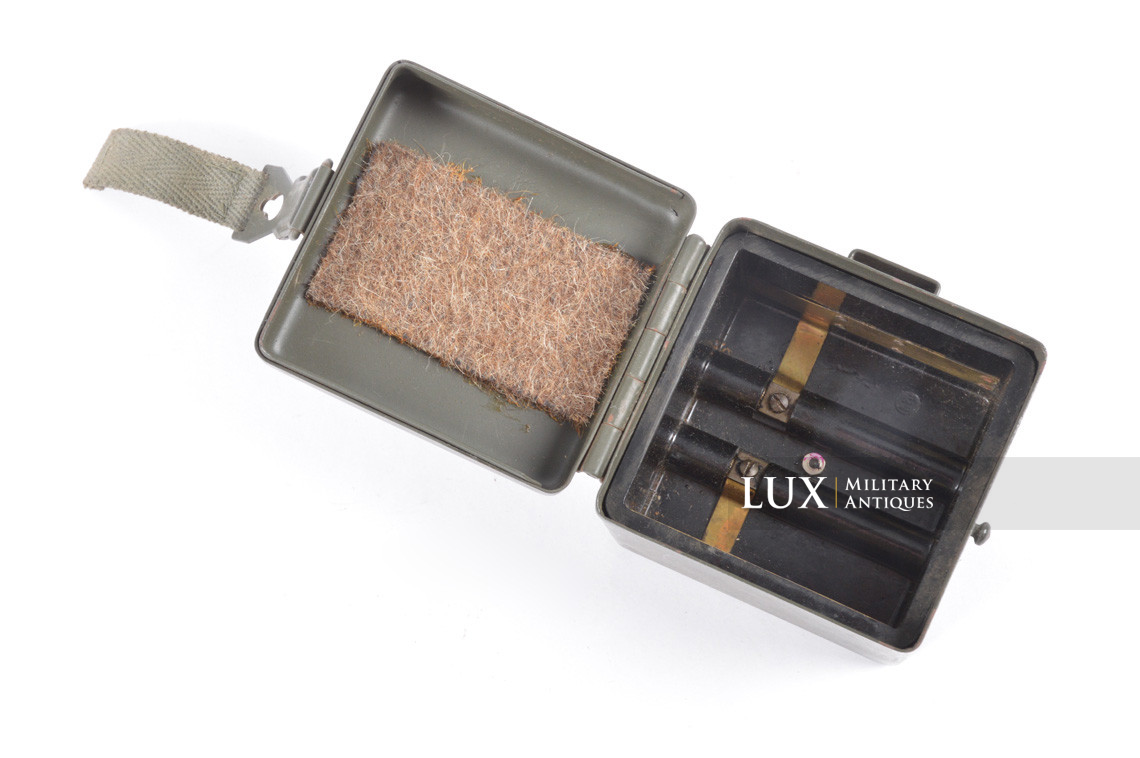 German MG34/42 optical sight battery box - photo 13