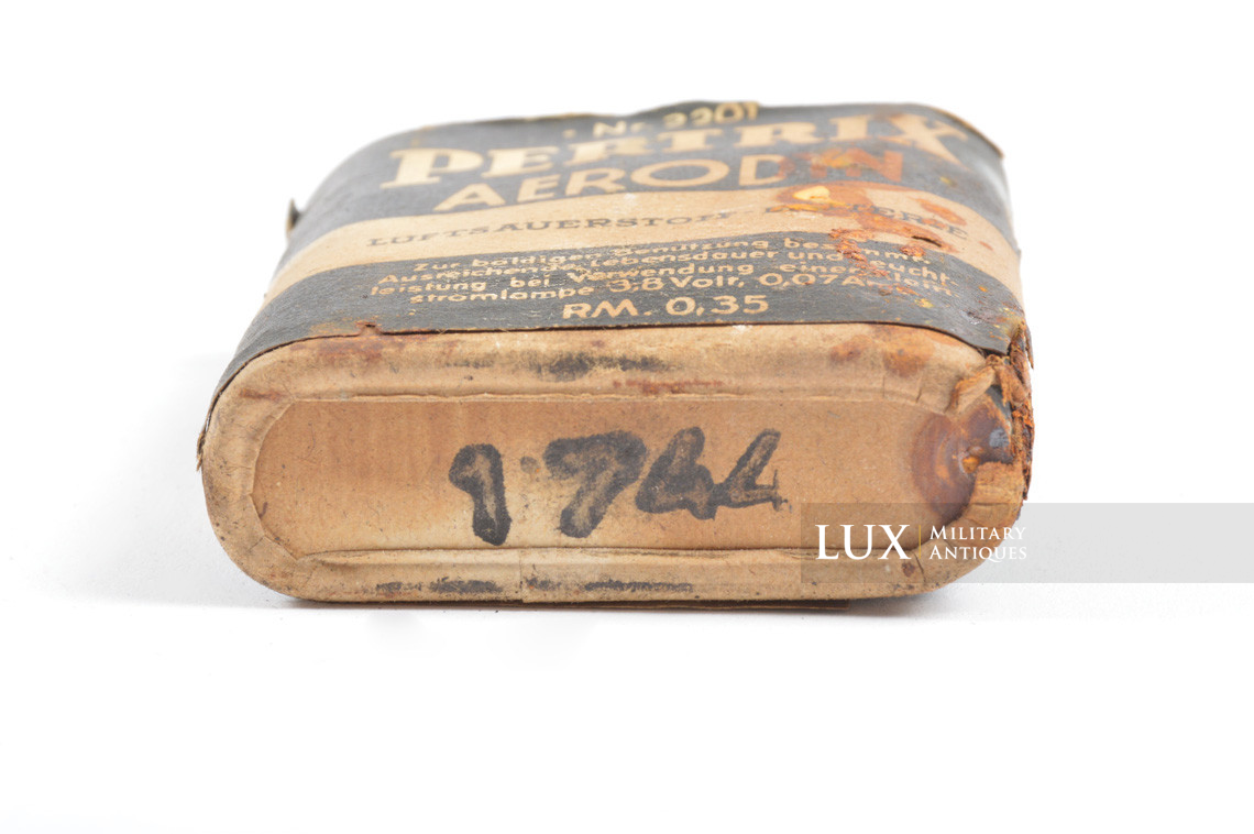 German issue flashlight battery, « PERTRIX » - photo 9