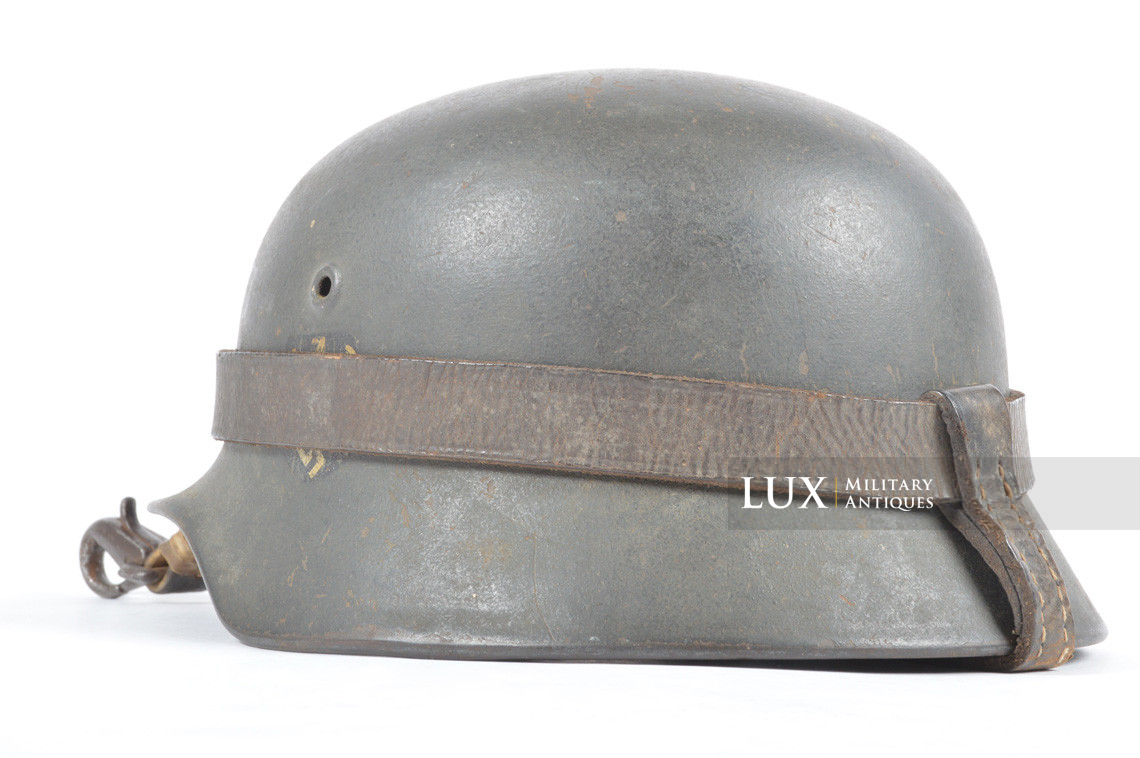 Issued German helmet carrier strap, « field modified » - photo 13