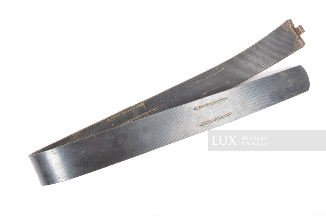 Rare German rubberized combat service belt, « Frdr. Hannike / Berlin 1941 » - photo 8