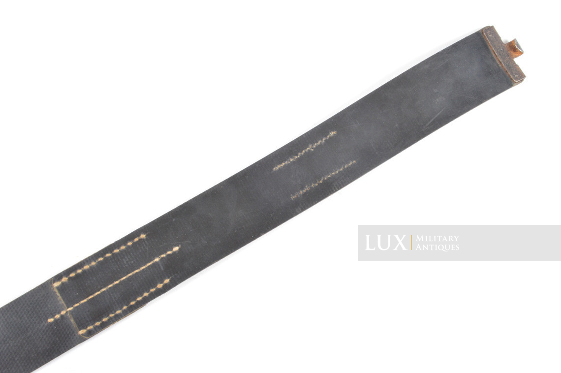 Rare German rubberized combat service belt, « Frdr. Hannike / Berlin 1941 » - photo 10