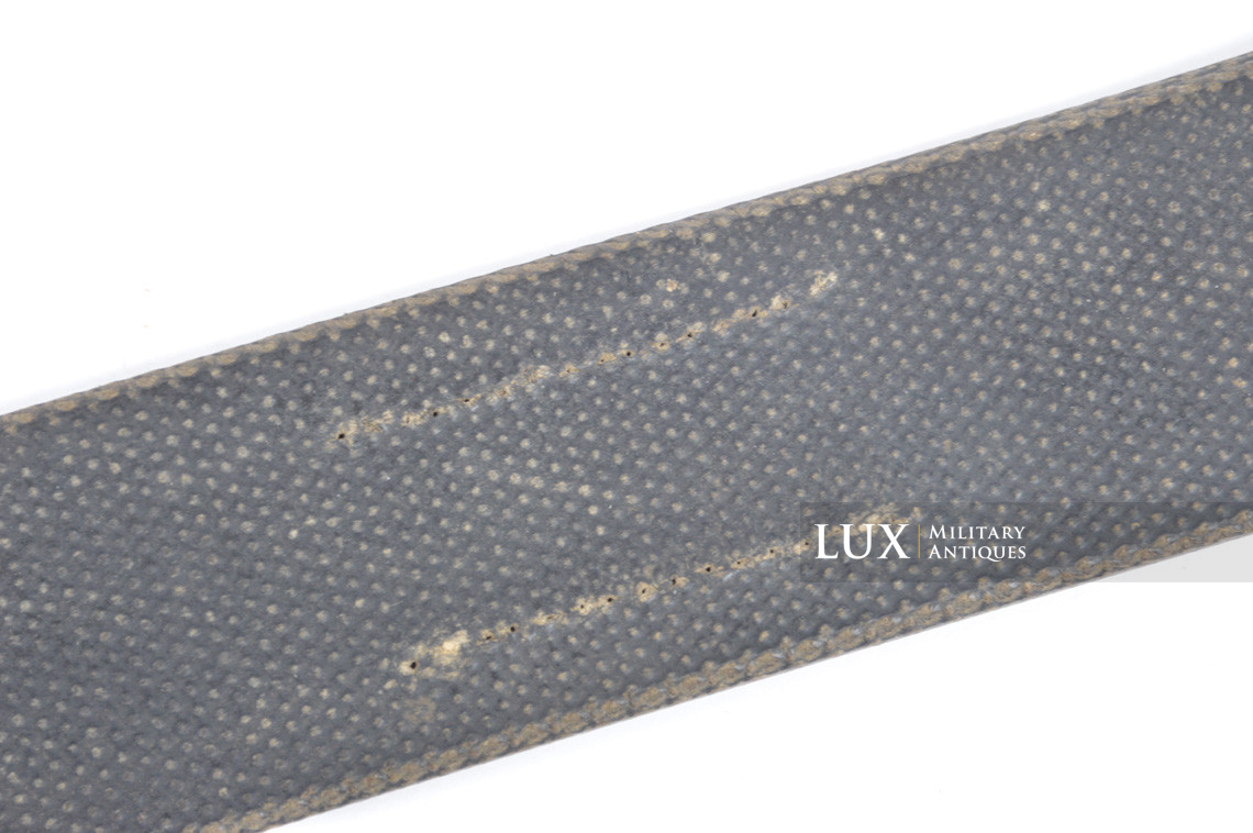 Rare German rubberized combat service belt, « Frdr. Hannike / Berlin 1941 » - photo 16