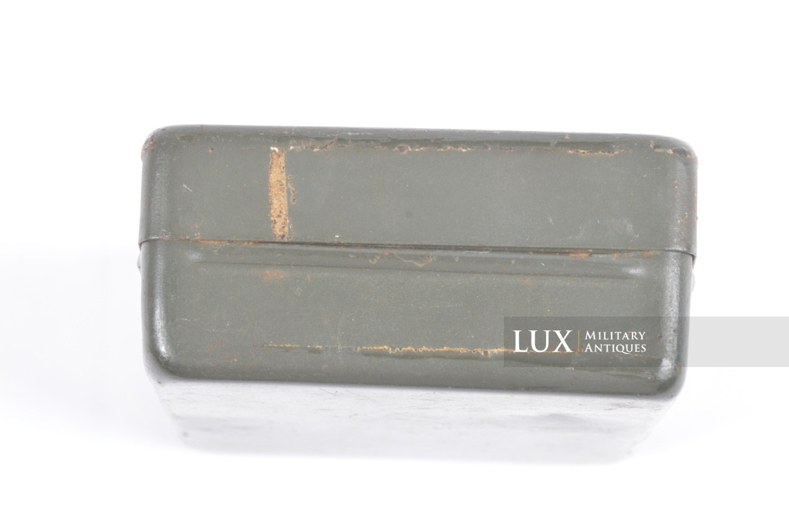 German M39 smoke stick grenade ignition fuze box, « Nebel-Brennzünder 38 » - photo 9