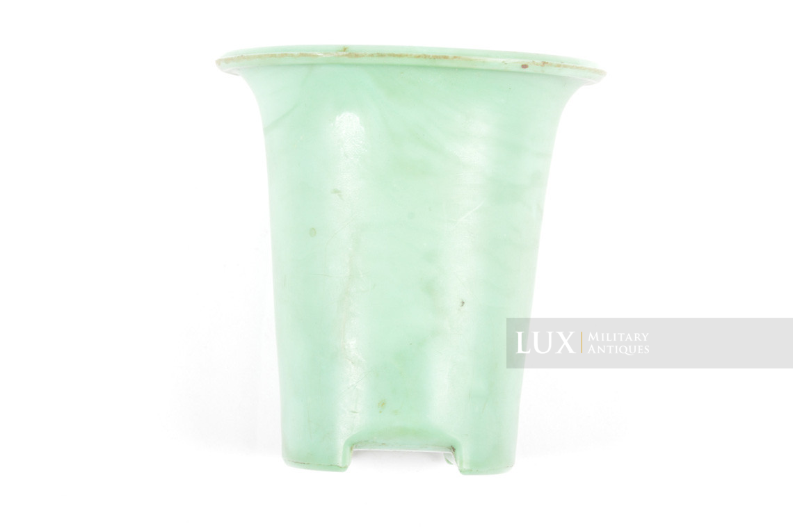 German green bakelite canteen cup, « gfc 1942