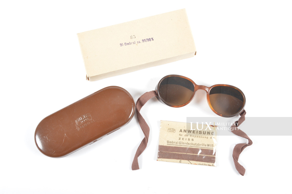 German tropical issued sunglasses boxed, « Carl Zeiss / Umbral » - photo 4