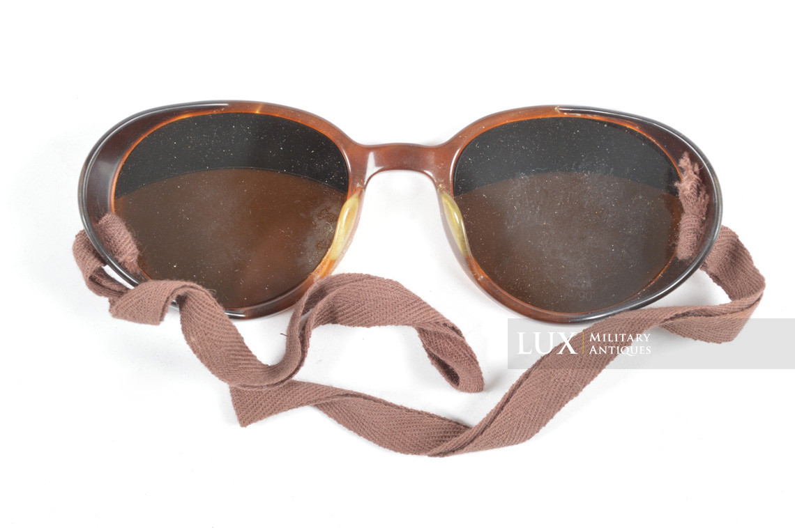 German tropical issued sunglasses boxed, « Carl Zeiss / Umbral » - photo 9