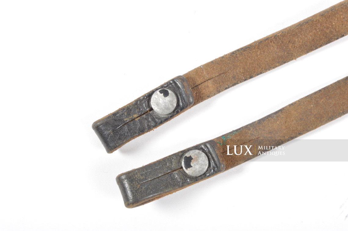 Late war German binocular leather neck strap - photo 10