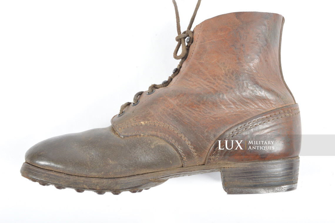 Late-war German low ankle combat boots - Lux Military Antiques - photo 12