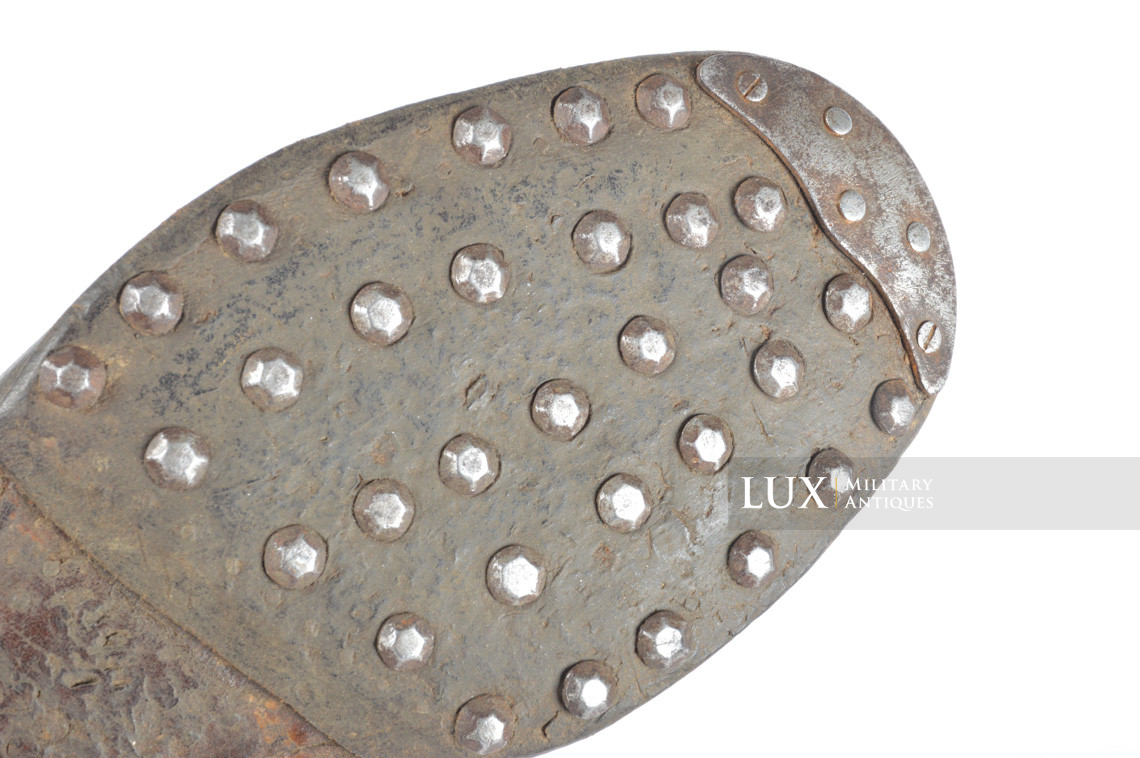 Late-war German low ankle combat boots - photo 17