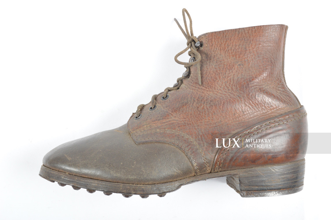 Late-war German low ankle combat boots - Lux Military Antiques - photo 21