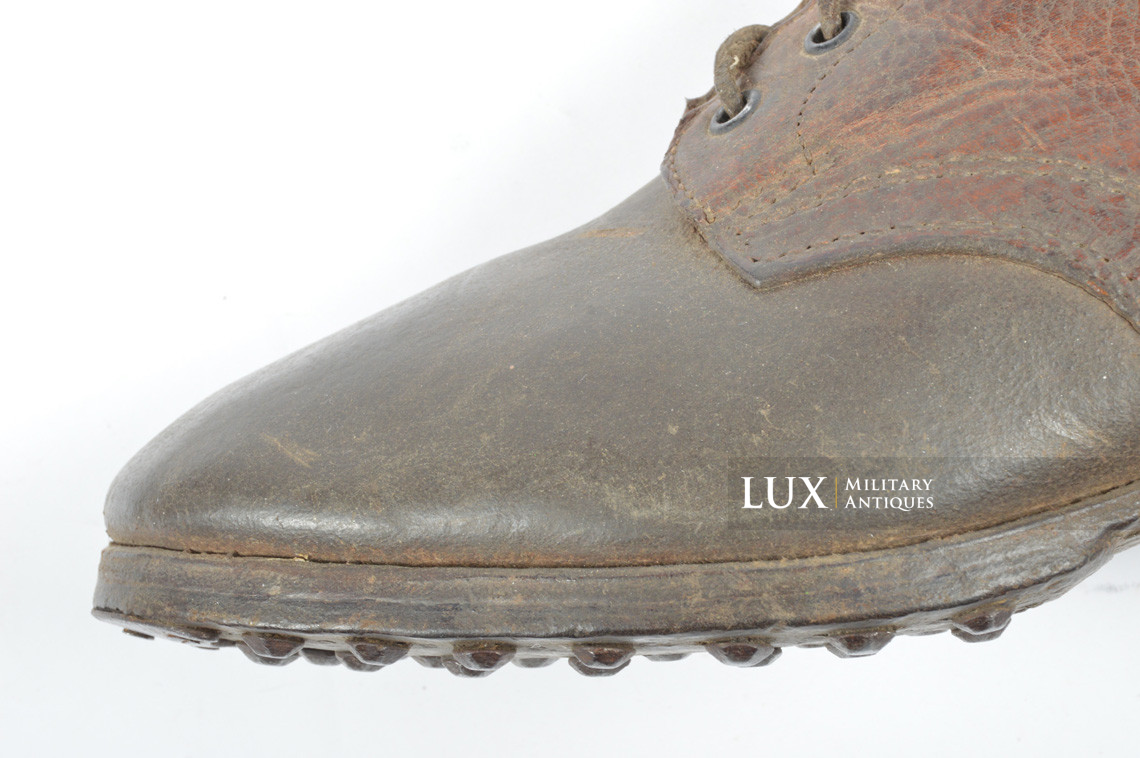 Late-war German low ankle combat boots - photo 24