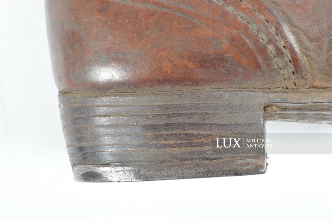 Late-war German low ankle combat boots - photo 27