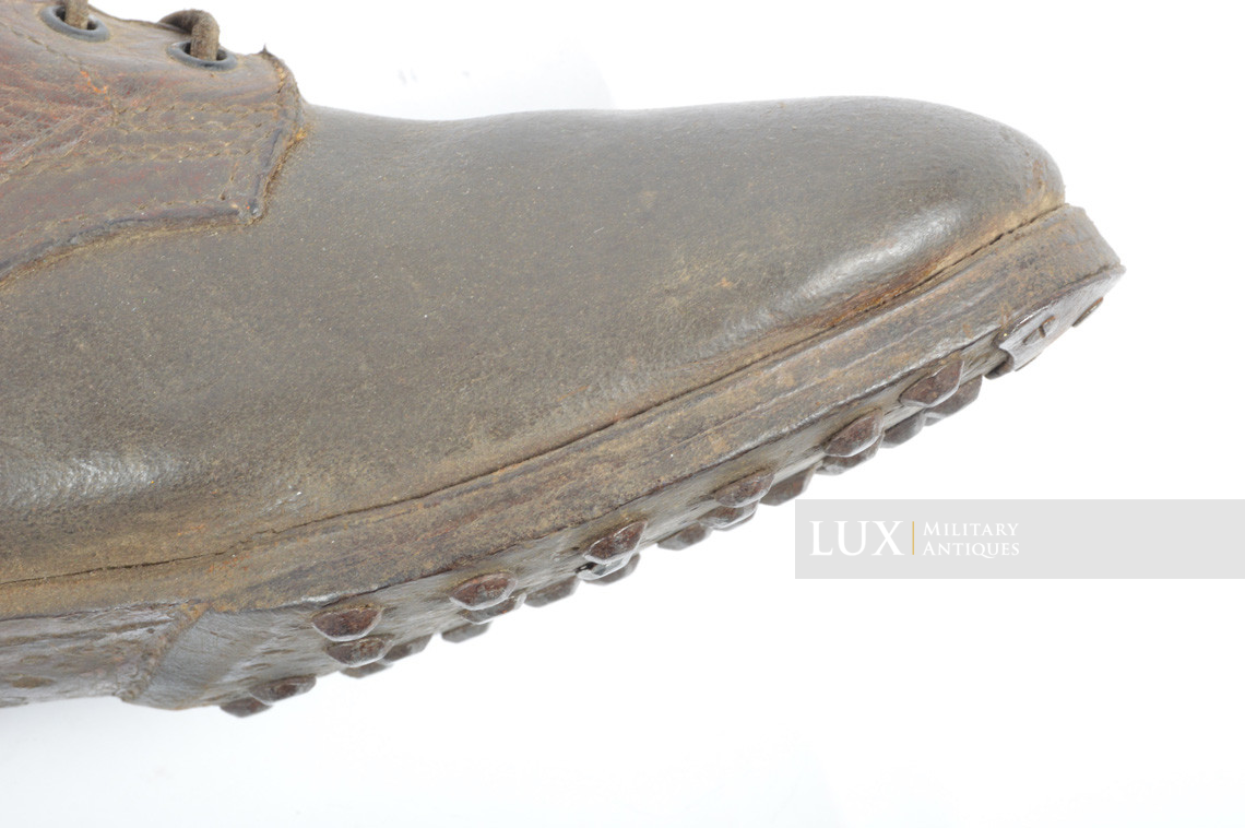 Late-war German low ankle combat boots - photo 28