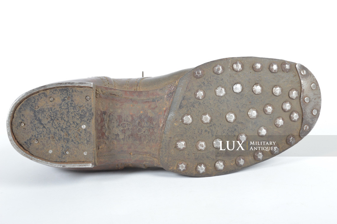 Late-war German low ankle combat boots - photo 29
