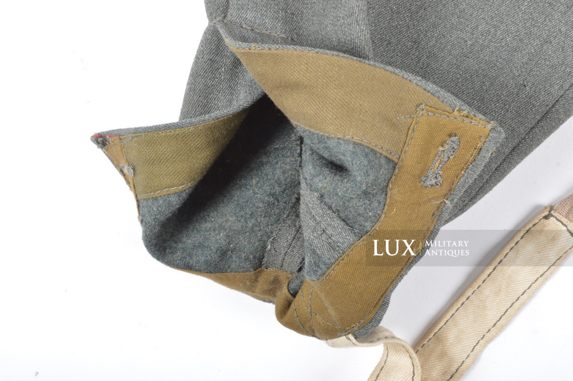 Unissued Heer / Waffen-SS M43 gabardine combat trousers, « Keilhose » - photo 15
