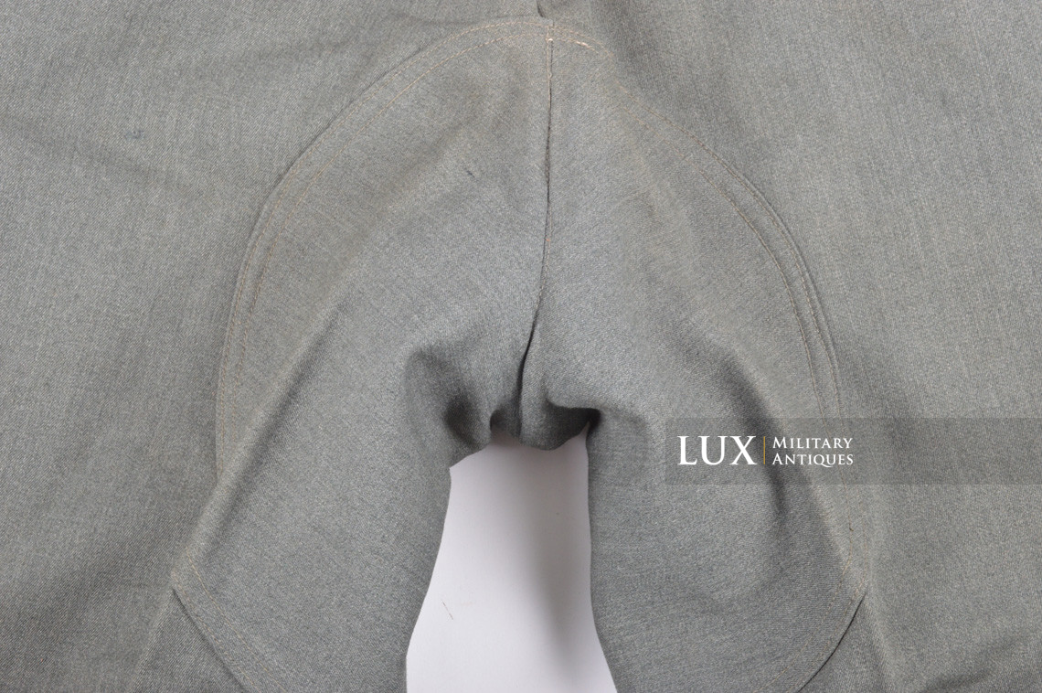 Unissued Heer / Waffen-SS M43 gabardine combat trousers, « Keilhose » - photo 21