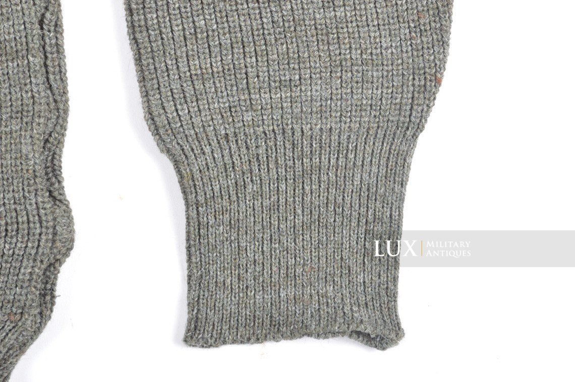 Late-war German issued « turtle-neck » sweater  - photo 10