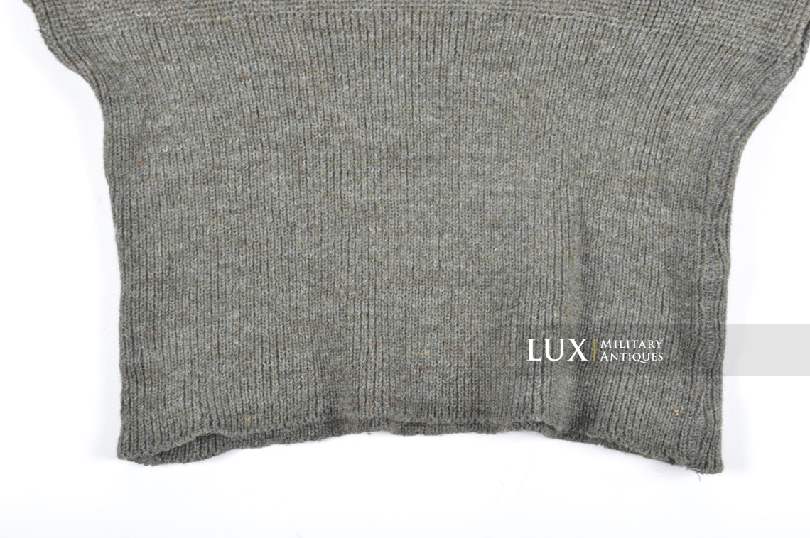 Late-war German issued « turtle-neck » sweater  - photo 15