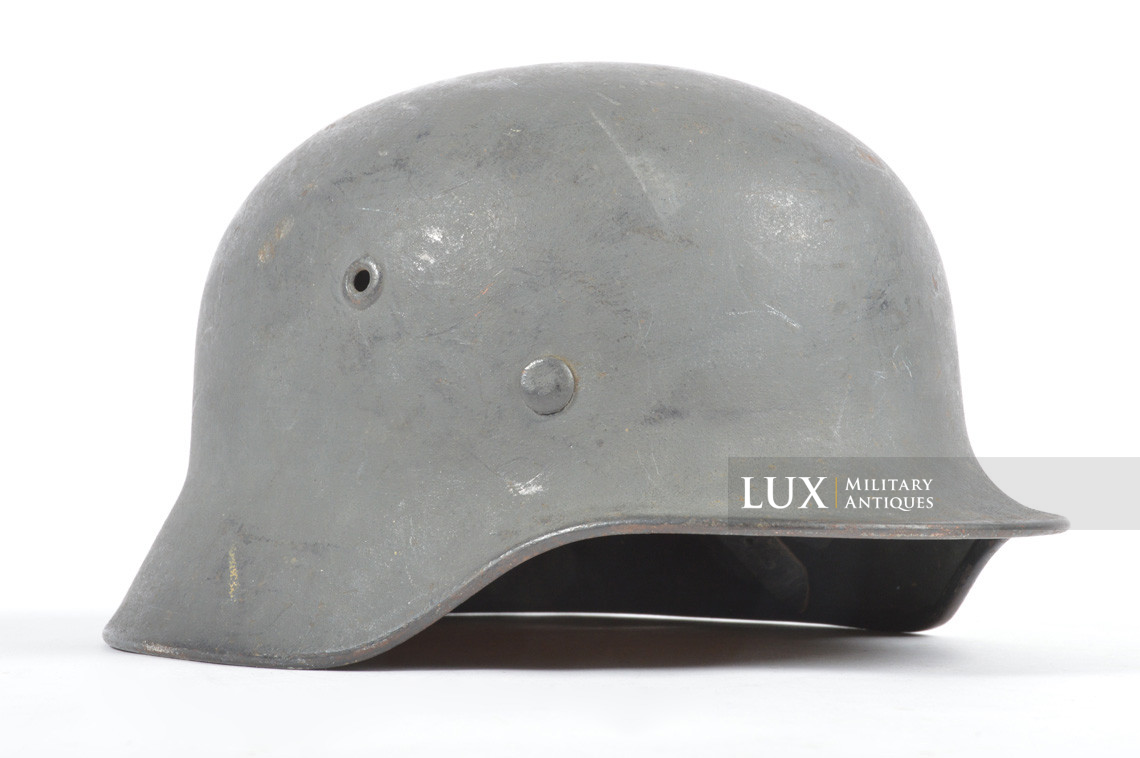 Late-war M40 Wehrmacht doctor's combat helmet, «Q66 » - photo 11
