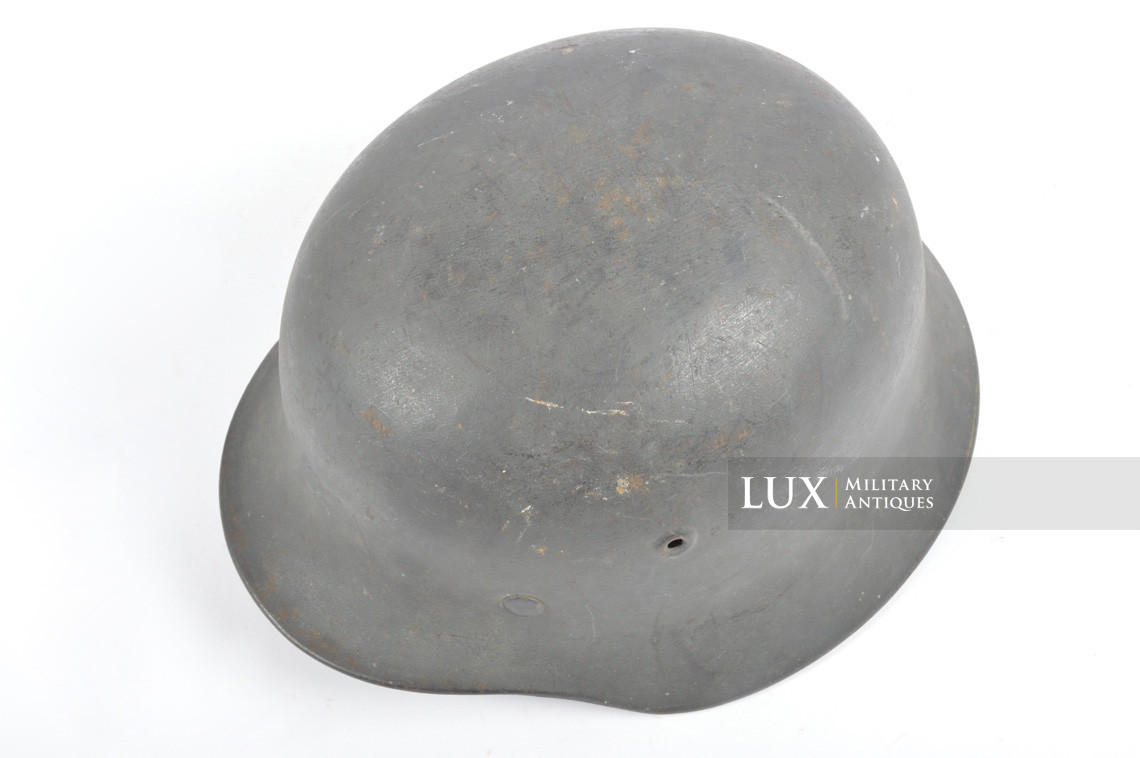 Late-war M40 Wehrmacht doctor's combat helmet, «Q66 » - photo 16