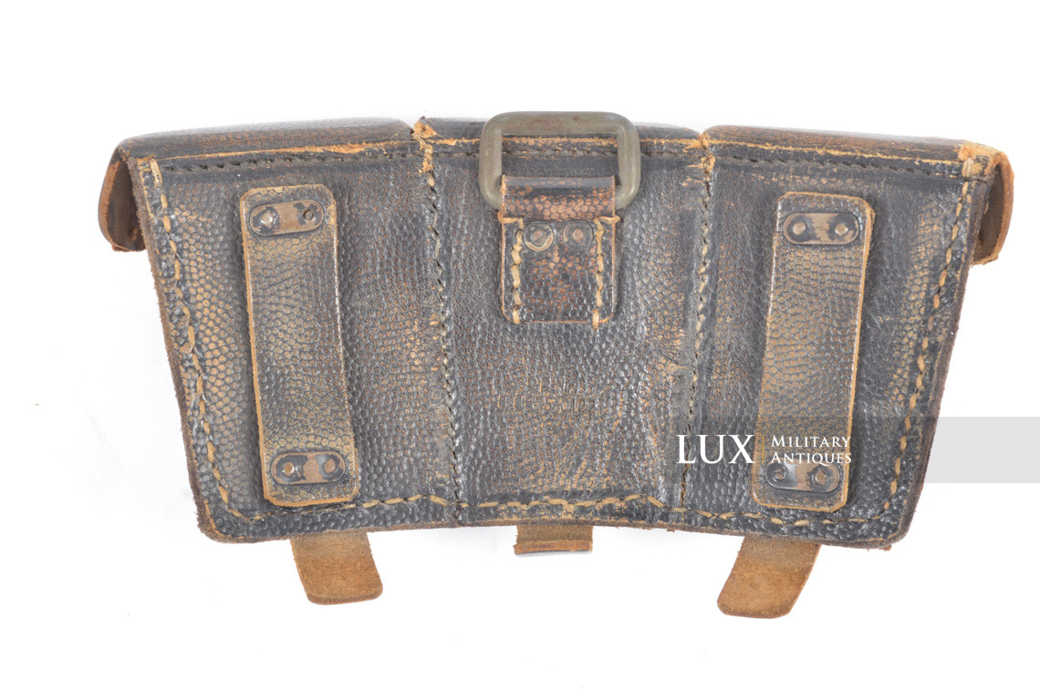 Matching pair of late war k98 ammunition pouches, « RBNr. 0/0675/0122 » - photo 9
