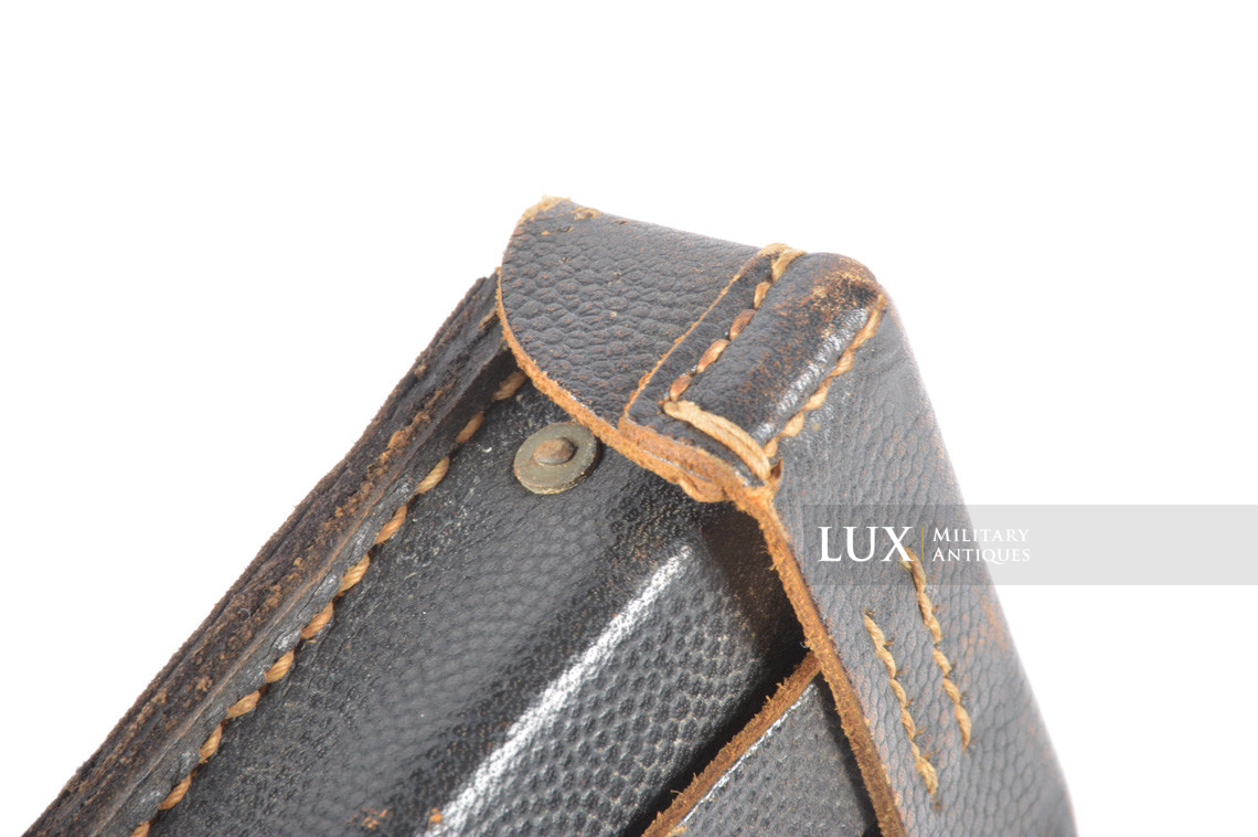 Matching pair of late war k98 ammunition pouches, « RBNr. 0/0675/0122 » - photo 12