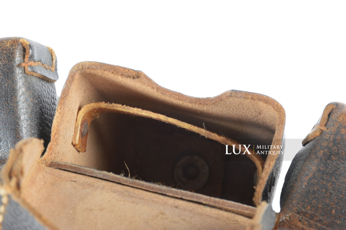 Matching pair of late war k98 ammunition pouches, « RBNr. 0/0675/0122 » - photo 14
