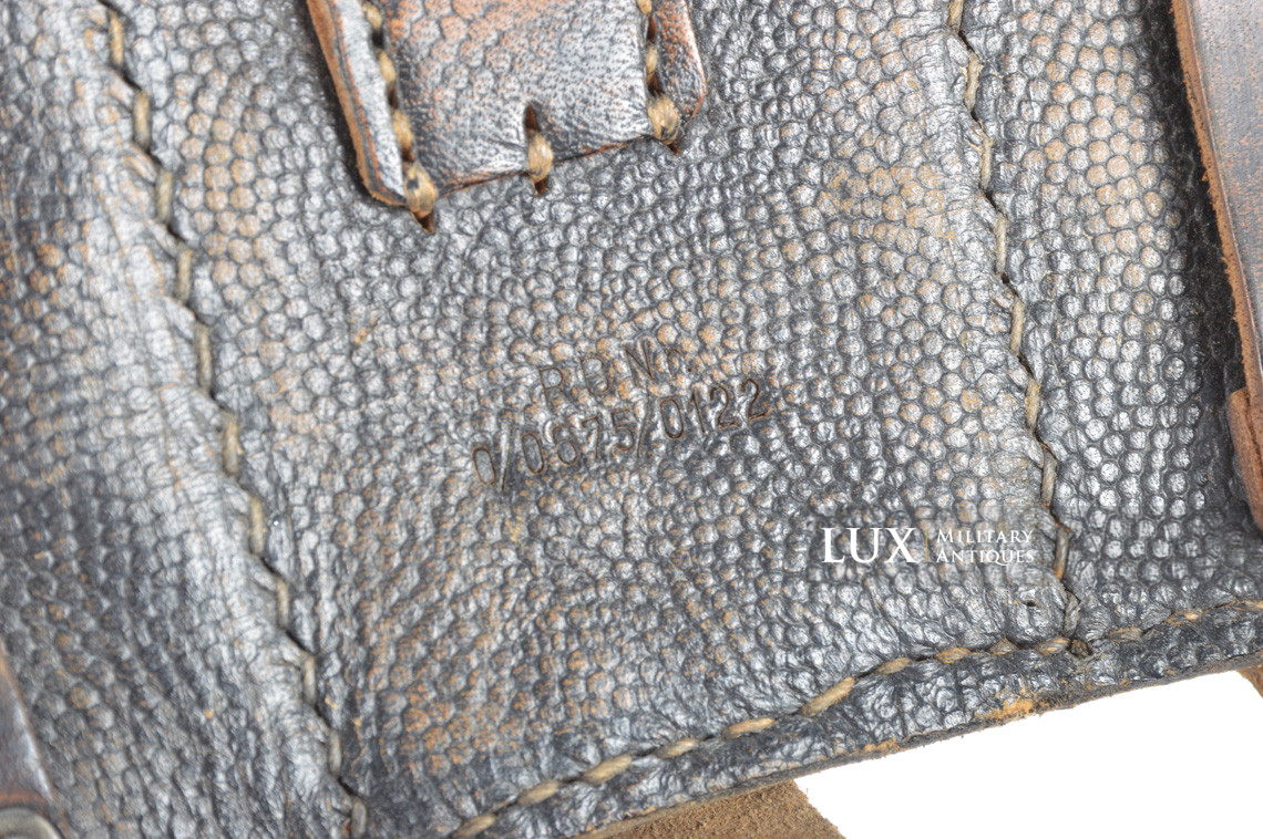 Matching pair of late war k98 ammunition pouches, « RBNr. 0/0675/0122 » - photo 17