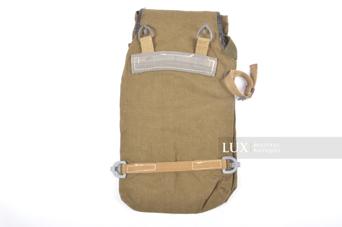 Unissued German late-war pioneer combat assault backpack - photo 11