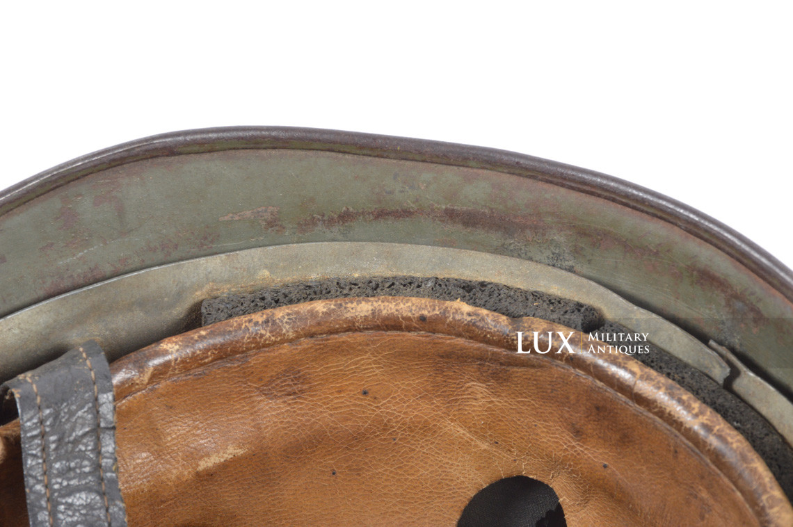 Casque parachutiste allemand M38 double insigne camouflé « FJR6 » - photo 23