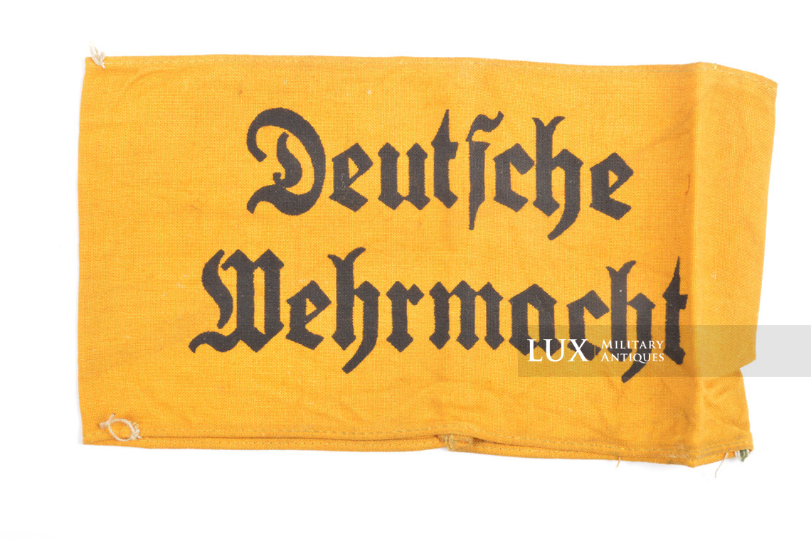 Deutsche Wehrmacht service issued armband, « printed / worn-used » - photo 4