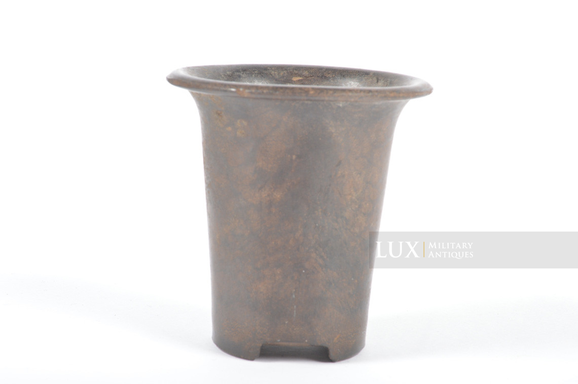 German brown bakelite canteen cup