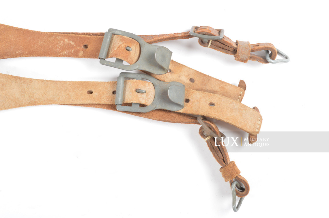 Unissued German medical tornister carrying straps, « 1945 » - photo 10