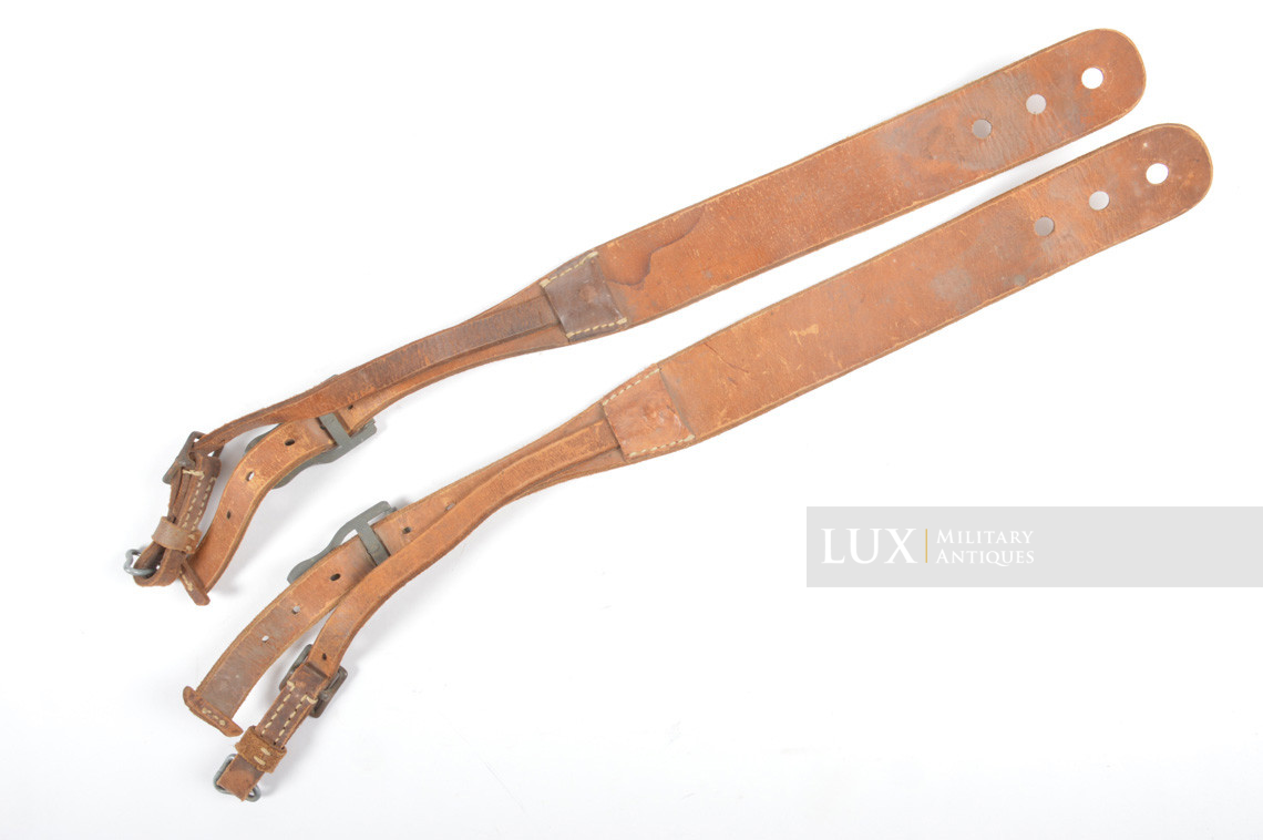 Unissued German medical tornister carrying straps, « 1945 » - photo 11