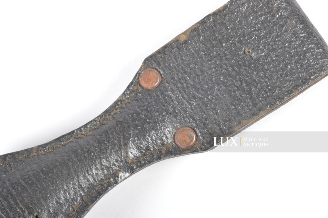 Rare German ersatz k98 bayonet frog, « late-war / last-ditch » - photo 10