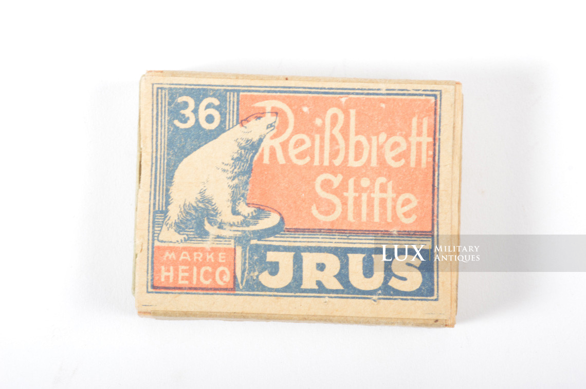 German thumbtacks box - photo 8