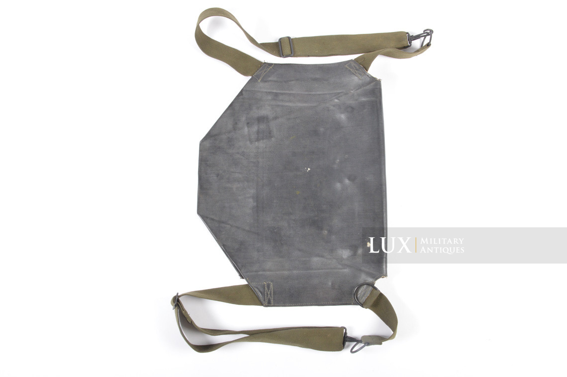 US M7 assault gas mask bag - photo 11