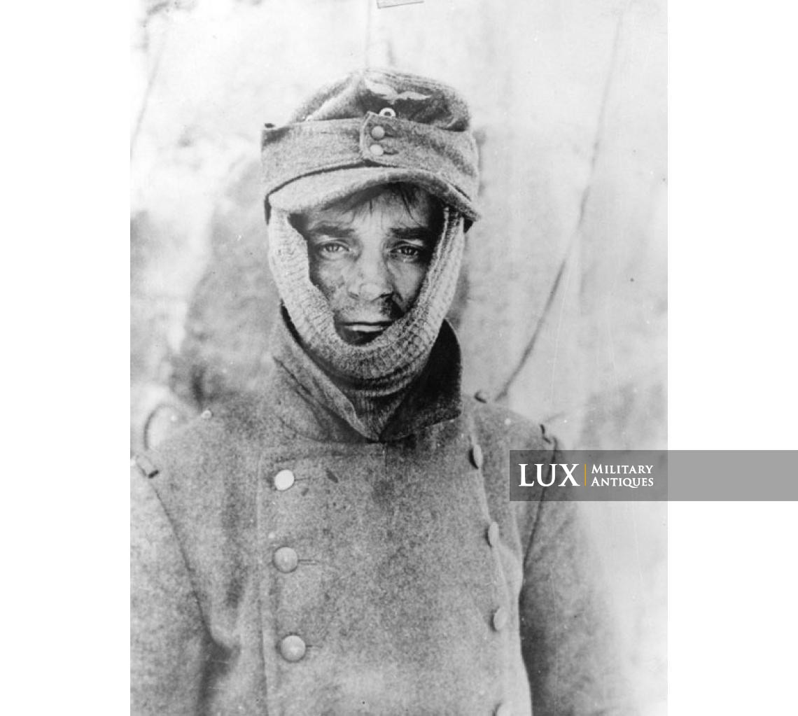 German issued pull-over winter hood - photo 11