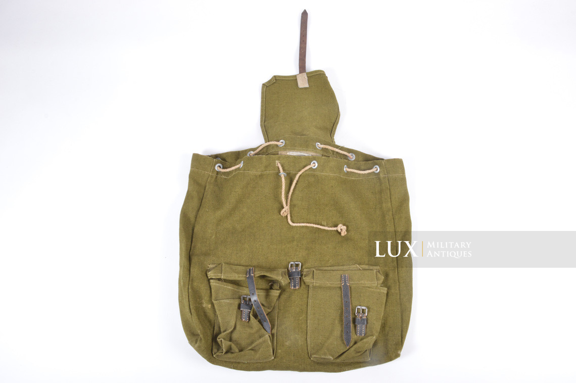 Unissued late-war german green combat backpack - photo 11