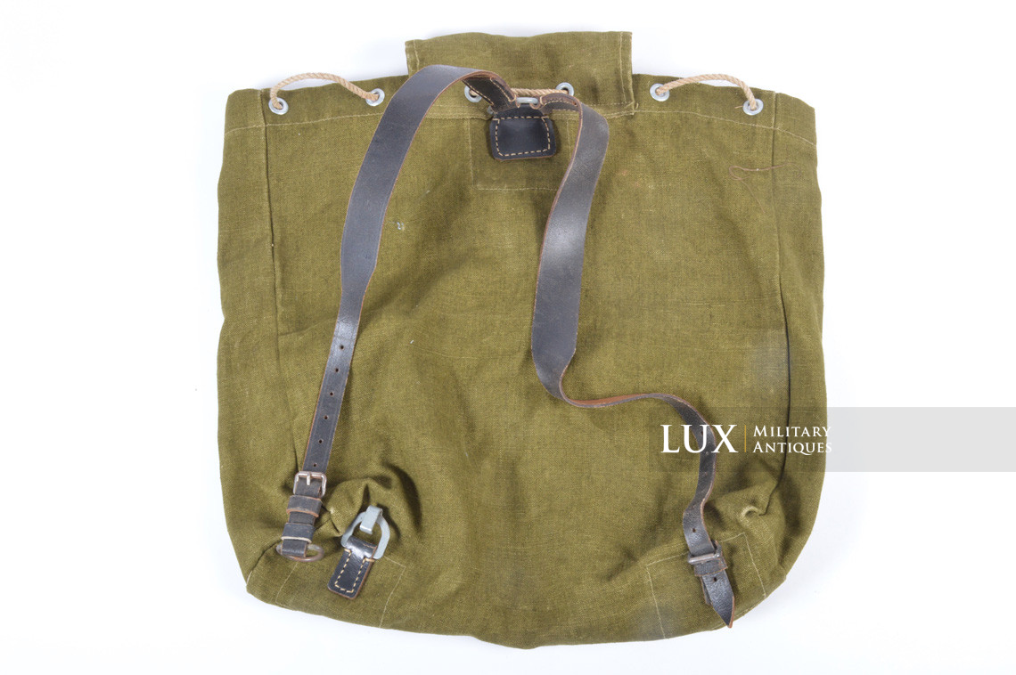 Unissued late-war german green combat backpack - photo 14