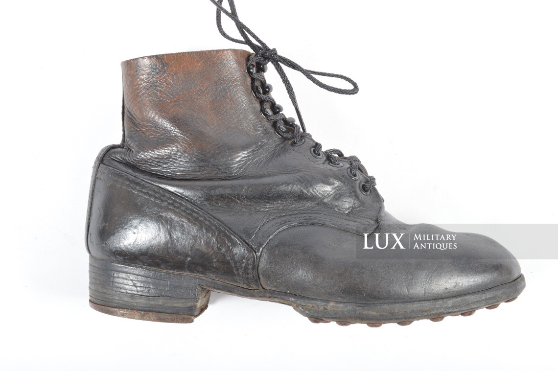 Mid-war German low ankle combat boots, « 1942 » - photo 8