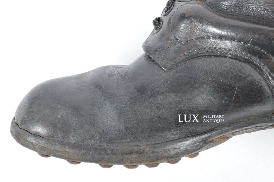 Mid-war German low ankle combat boots, « 1942 » - photo 15