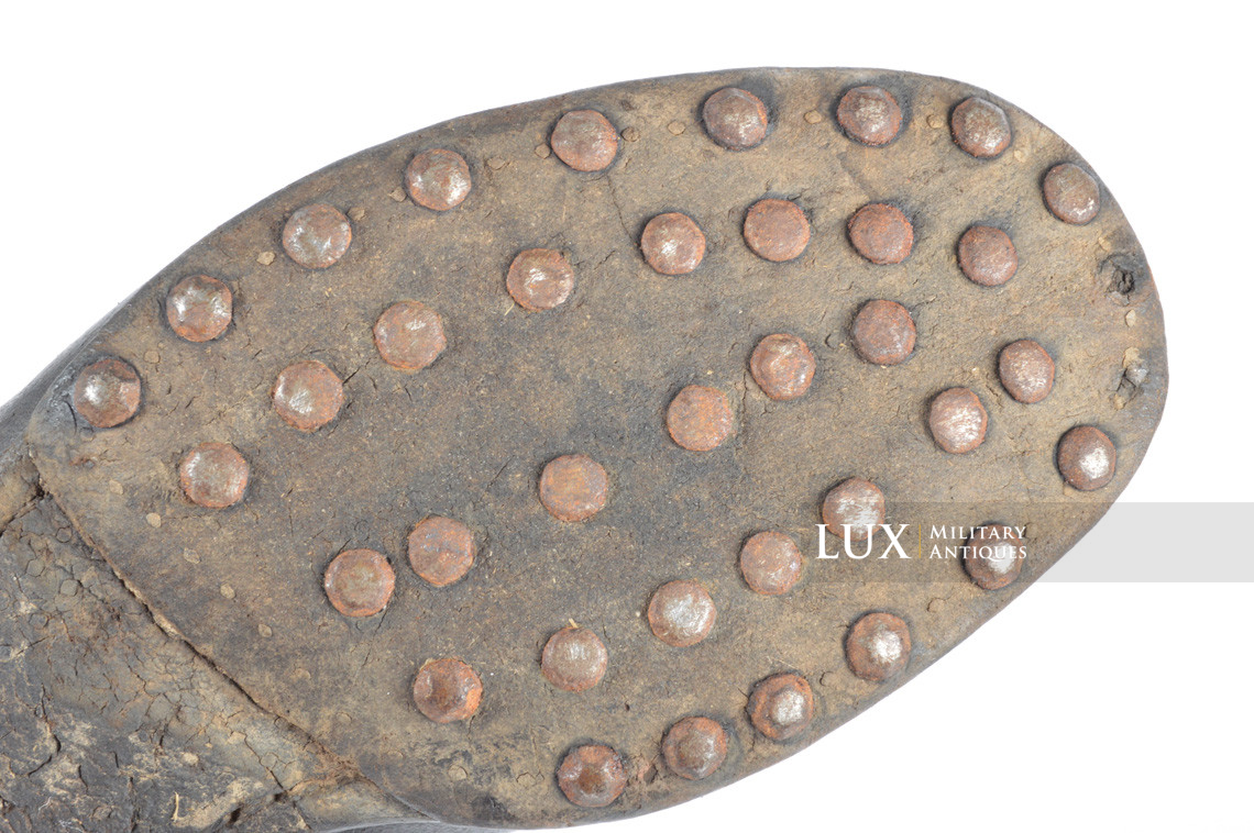 Mid-war German low ankle combat boots, « 1942 » - photo 19