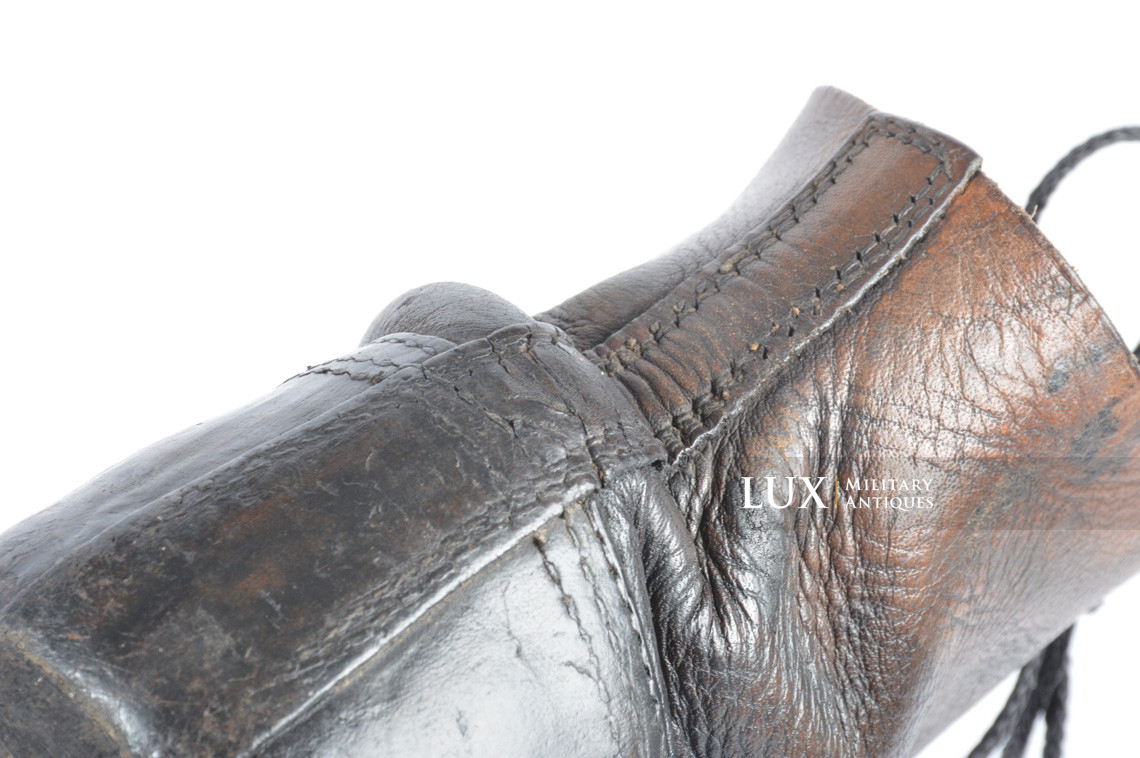 Mid-war German low ankle combat boots, « 1942 » - photo 22