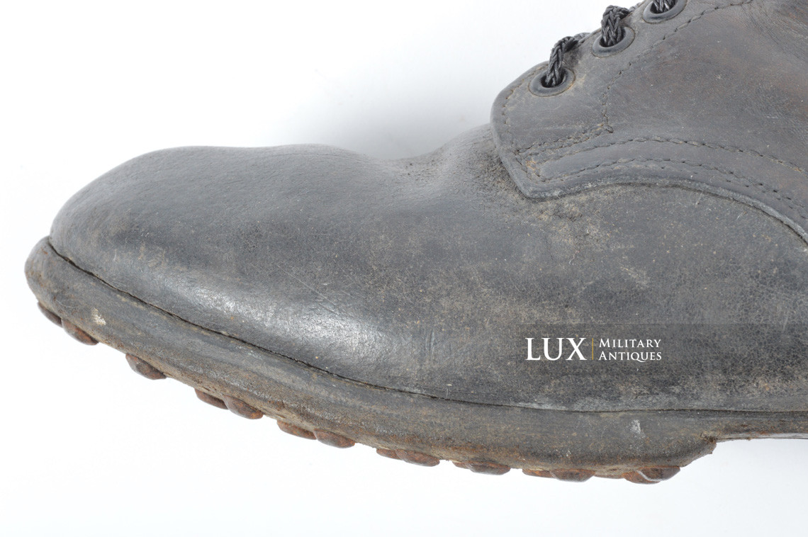 Mid-war German low ankle combat boots, « 1942 » - photo 27