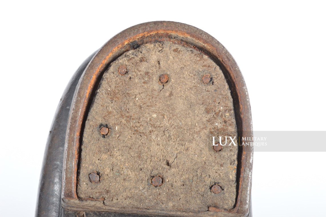 Mid-war German low ankle combat boots, « 1942 » - photo 40