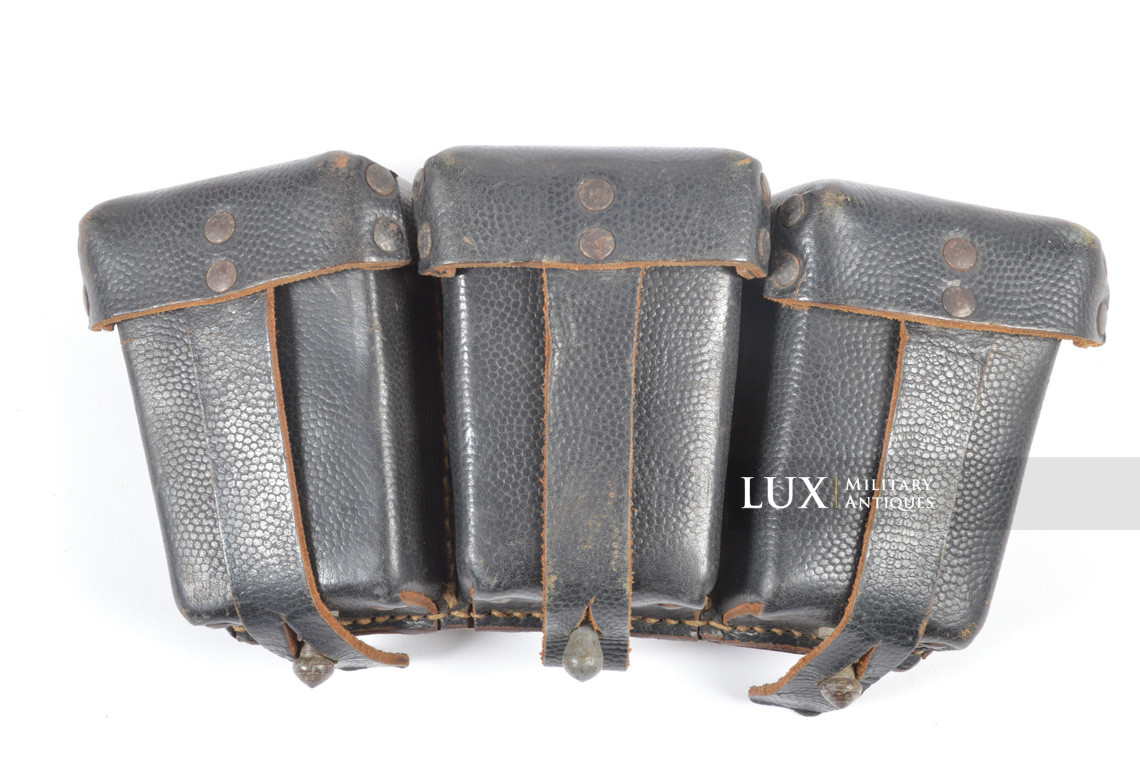 Matching pair of late-war k98 ammunition pouches, RBNr « 0/0633/0013 » - photo 9