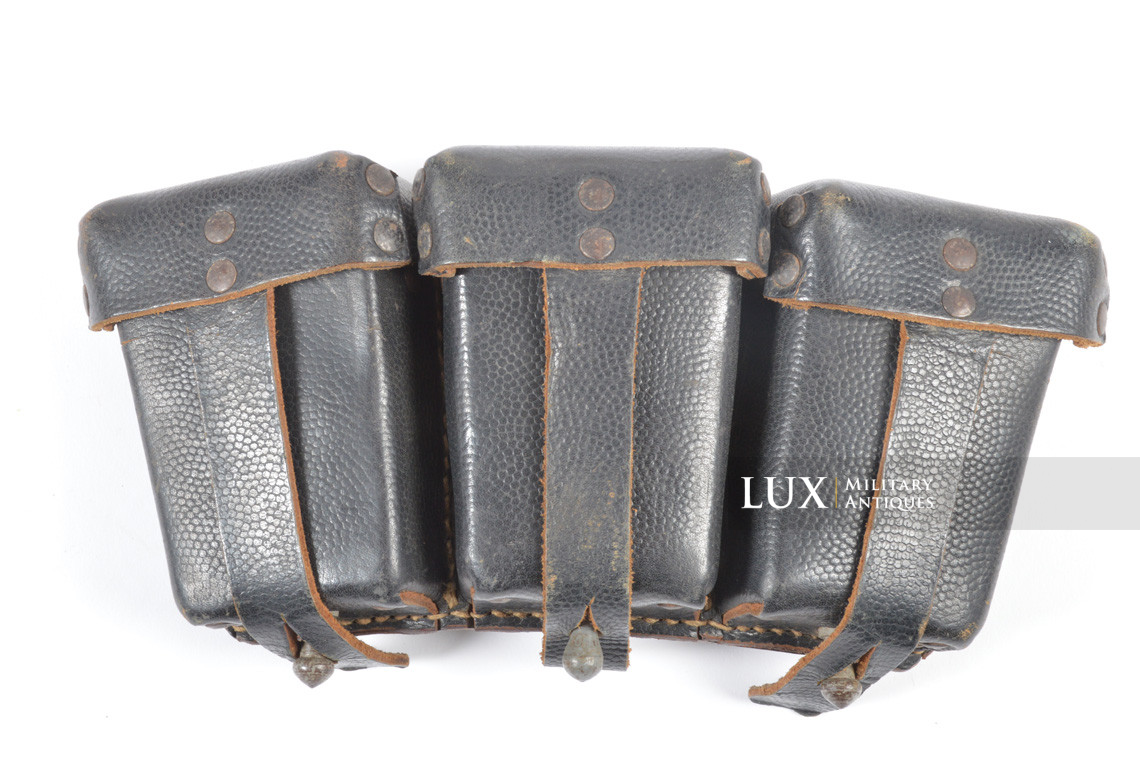 Matching pair of late-war k98 ammunition pouches, RBNr « 0/0633/0013 » - photo 9