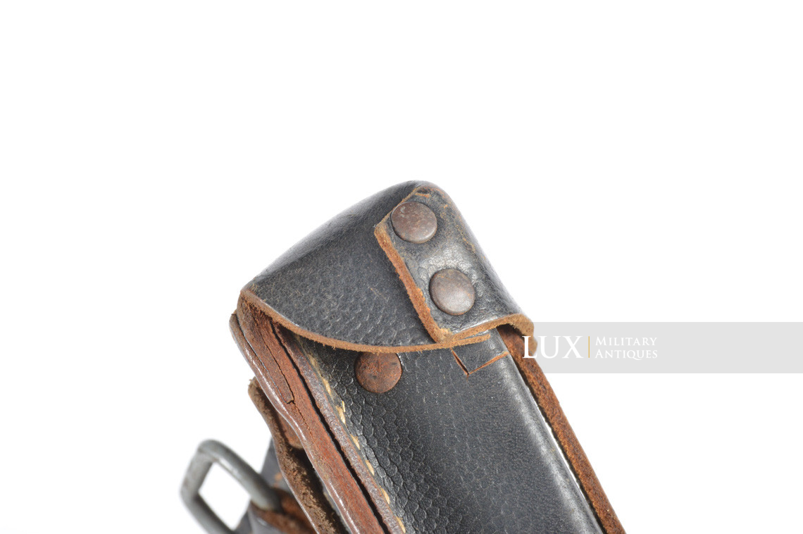 Matching pair of late-war k98 ammunition pouches, RBNr « 0/0633/0013 » - photo 14